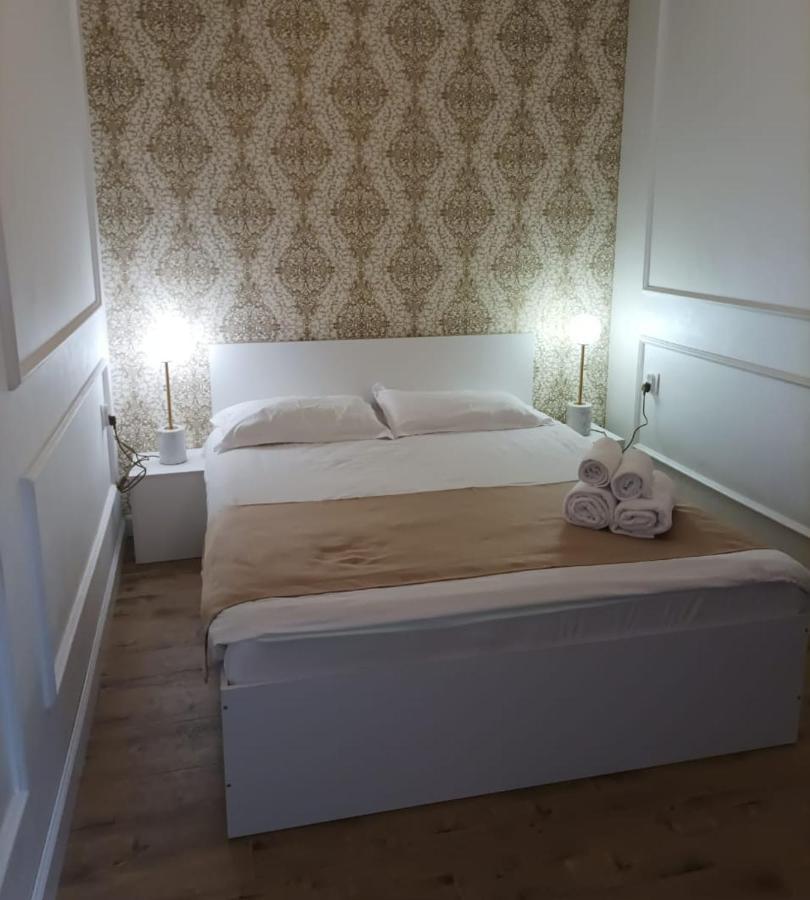 Riverside Boutique Hotel Алматы Экстерьер фото